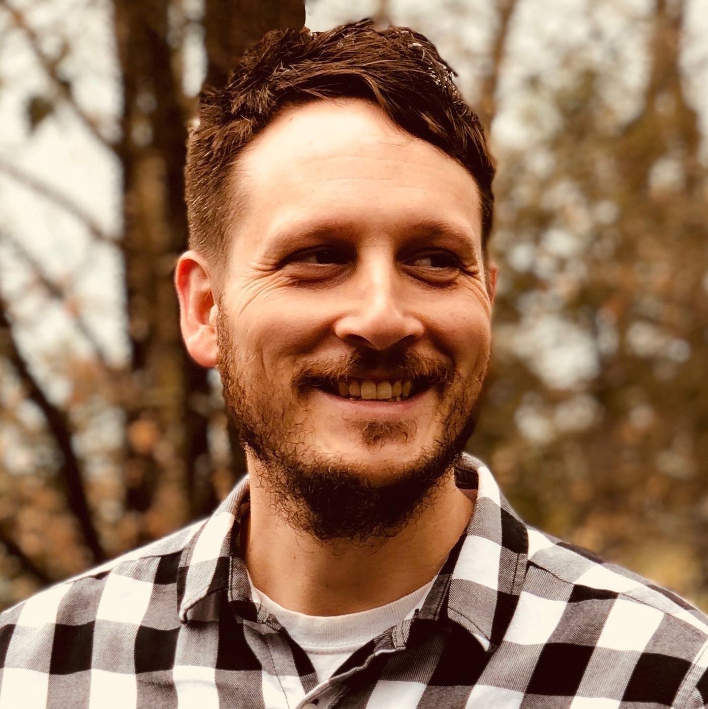 eric canosa headshot